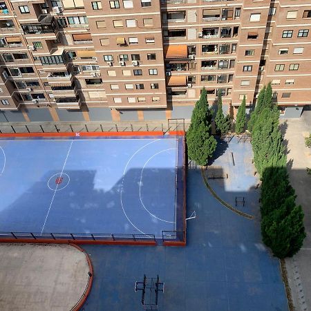 Habitacion Con Cama Individual, Piso Compartido En Avenida Blasco Ibanez Valencia Eksteriør billede