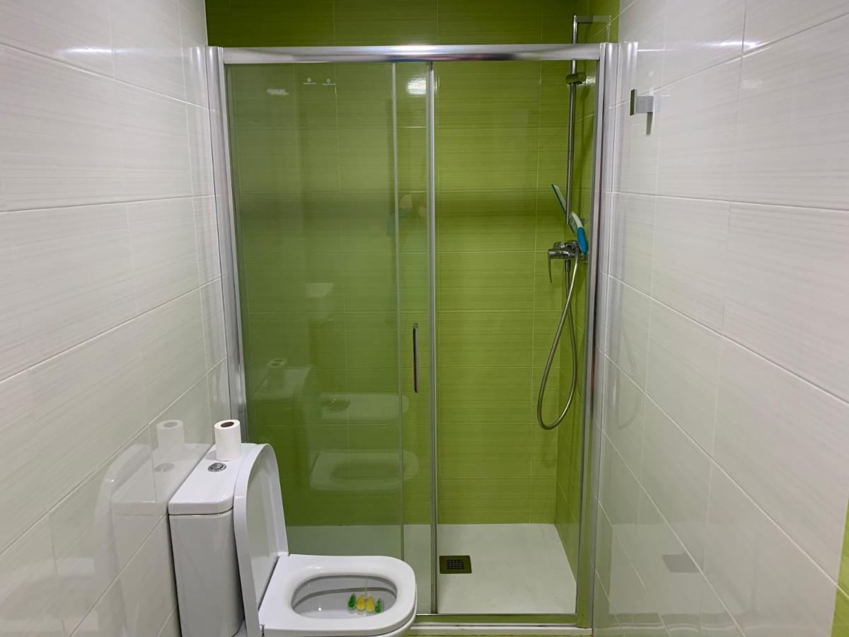 Habitacion Con Cama Individual, Piso Compartido En Avenida Blasco Ibanez Valencia Eksteriør billede