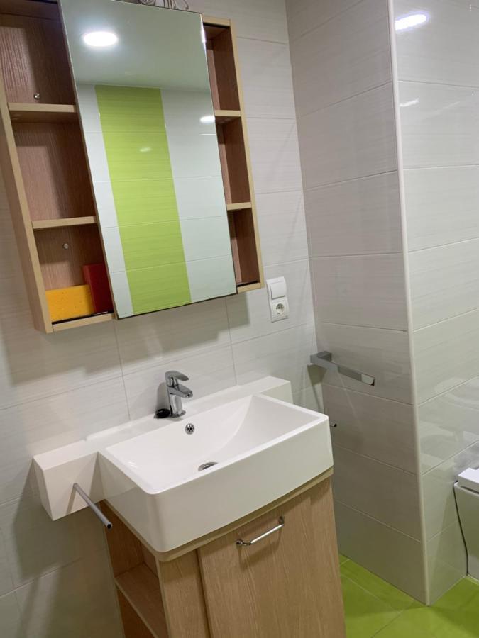 Habitacion Con Cama Individual, Piso Compartido En Avenida Blasco Ibanez Valencia Eksteriør billede