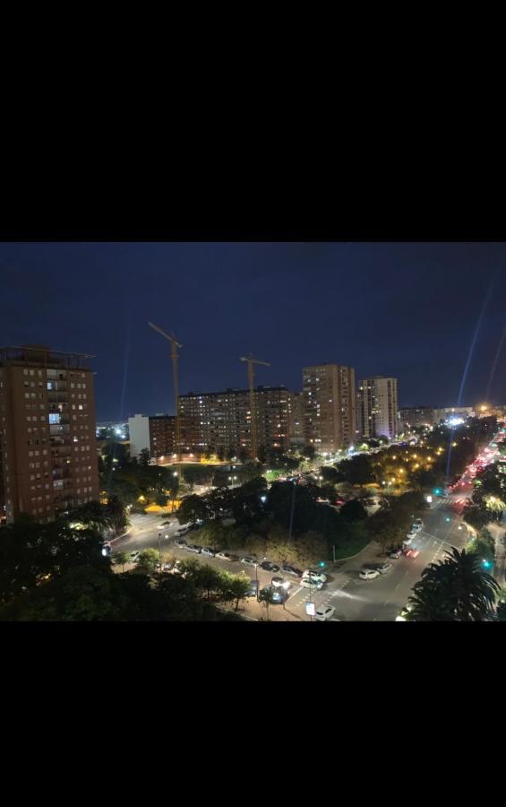 Habitacion Con Cama Individual, Piso Compartido En Avenida Blasco Ibanez Valencia Eksteriør billede